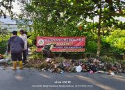 Gotong Royong Bersihkan Jalan Air Hundani