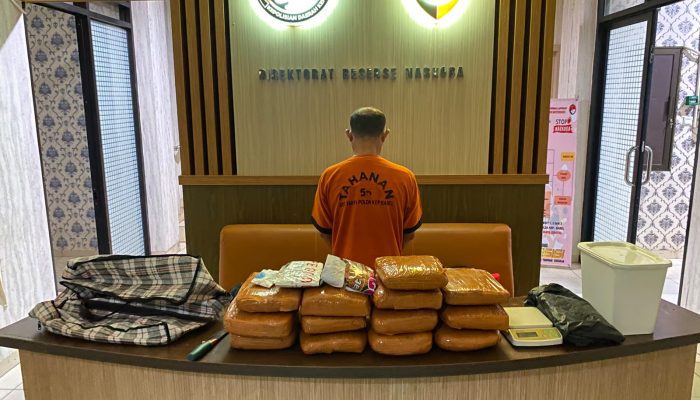 Win Kedapatan Simpan 12,8 Kilogram Ganja di Rumah