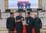 Gubernur Sampaikan Perubahan RKUA-PPAS ke DPRD