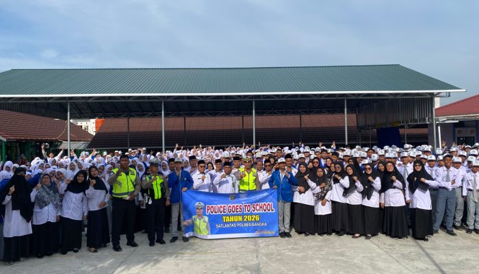 Personel Polres Bangka Masuk Sekolah