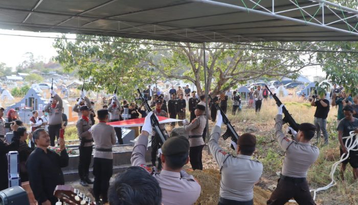 Aipda Manggara Pangodian Dimakamkan dengan Upacara Kedinasan