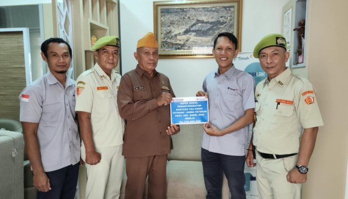 PT TIMAH Salurkan Tali Asih Bagi Puluhan Veteran