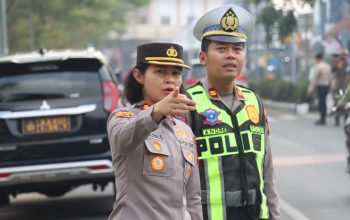 Kapolres Terjun Langsung Atur Lalu Lintas