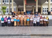 Agustu Serahkan Tanda Kehormatan, Tali Asih, Hingga Pembagian Hadiah Lomba