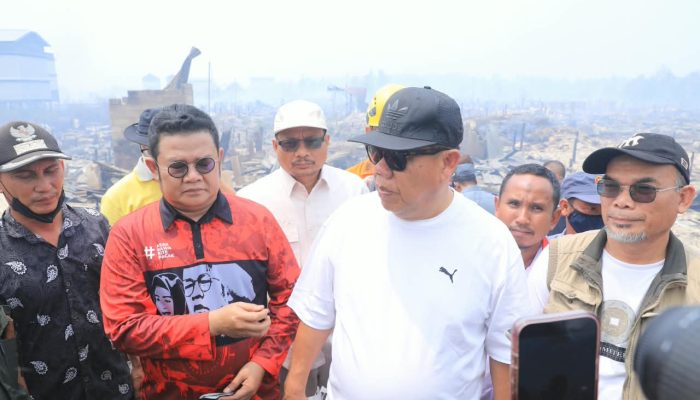 Gubernur Tinjau Langsung Kebakaran di Dusun Serdang