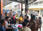 Kapolres Ngopi Bareng Warga di Warkop Ahyan