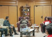 Gubernur Terima Bantuan untuk Korban Kebakaran